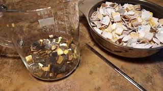 Золото из старых SIM карт. 700 штук.