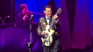 Chris Isaak - Somebody's Cryin - Live - Palais Theatre, Melbourne - 16/04/24