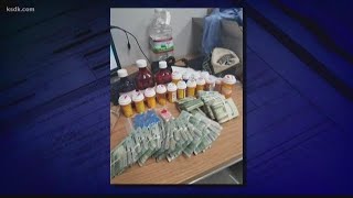 A St. Louis drug dealer confesses to selling prescription drugs but still walks free