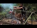 Meat drying encountered heavy rain  2 years of survival in the rainforest  episode 4