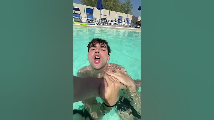 l'amica che non sa nuotare😀tiktok di Romano Alessandro