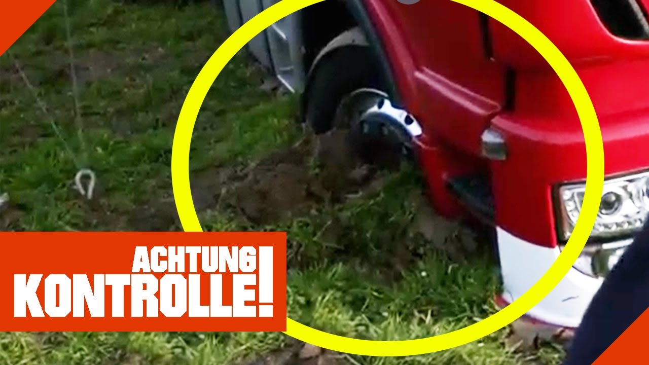 Aufm Rastplatz festgefahren: Wie kommt der LKW da wieder raus? 1/2 | Achtung Kontrolle | Kabel Eins