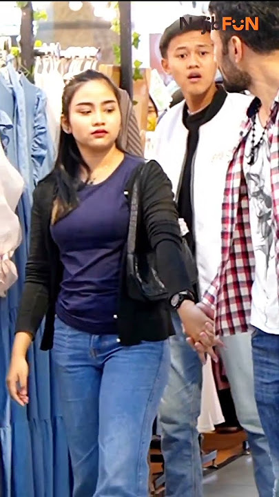 PRANK GANDENG TANGAN CEWEK CANTIK BIKIN COWOK NYA TERKEJUT! #prank #viral #short