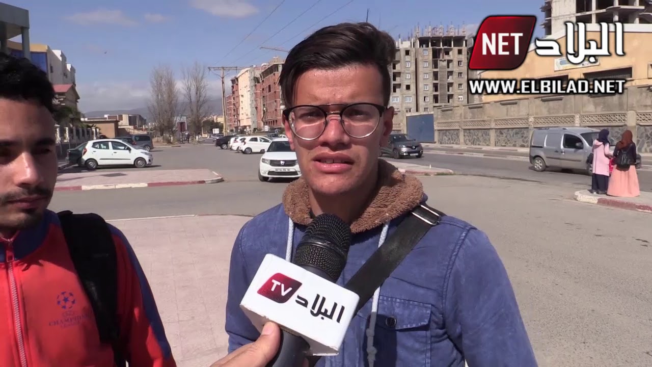 البويرة: طلبة جامعة اكلي محند و الحاج يحتجون بعد احالتهم على عطلة مبكرة