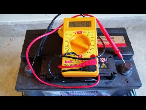 Video: Cómo Comprobar La Batería Con Un Tester