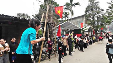 Lễ Hội Lồng Tông Đạo Đức: Màn Trình Diễn Cà Kheo Ngoạn Mục