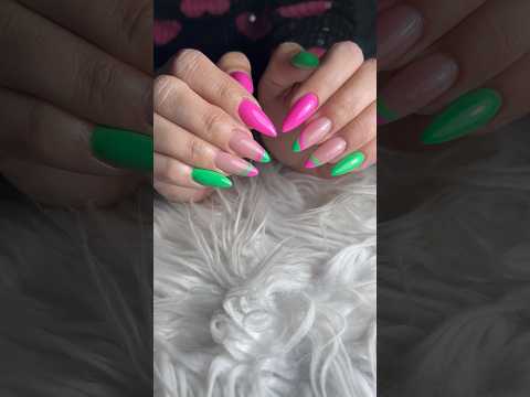 Nail art fucsia e verde fluo 💅🏻💖💚 #nails #naildesign #gelnails #nailart #unghiegel @anna266071