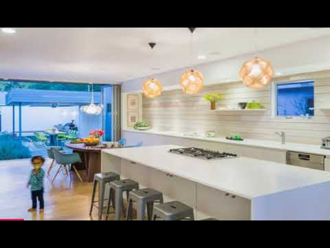 Video: Playful Dynamics Exuded af Family Home i Californien: Keystone Ave Residence