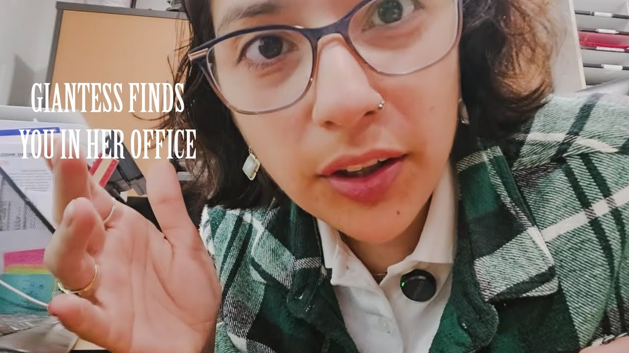 ASMR Великанша находит тебя в своем офисе | Ролевая игра с мягким голосом
