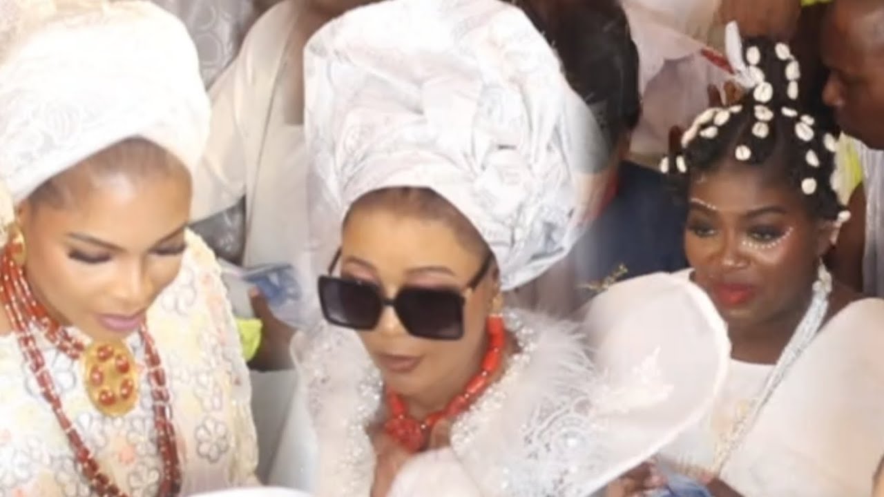 See How Ooni Of Ife Wives Unite And Rock Dance At Aje Festival 2025