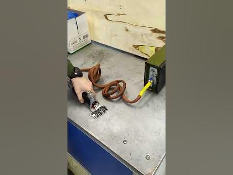 Видео работы машинки для стрижки овец МСУ-200 - YouTube