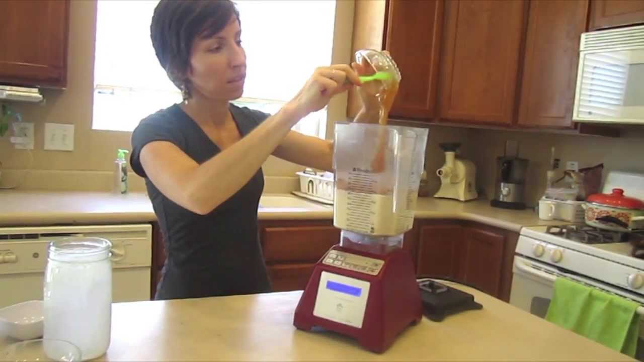 *Healthy* Chocolate Milk // step by step // chocolate // raw YouTube