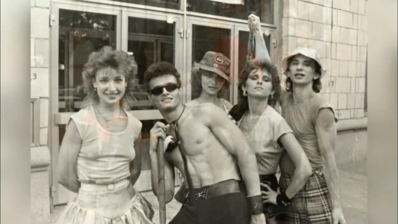 Арти и асти девочка. Девочки такие девочки как. Кто поет песню девочки такие девочки. Кто поет песню девочки такие девочки. Танцуй.