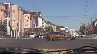 Уроки вождения - поворот налево Уроки вождения - поворот налево