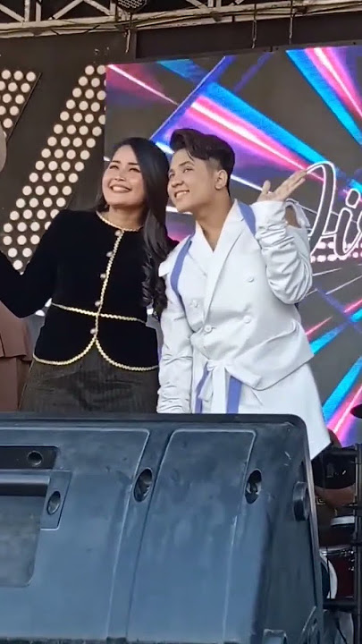 DIAN ANIC FEAT JIRAYUT SATU PANGGUNG 🥰🥰