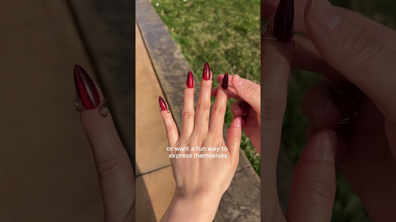 Ayesha’s nail rings are comfortable to wear throughout the day 💅🏻💍🥹❤️ 