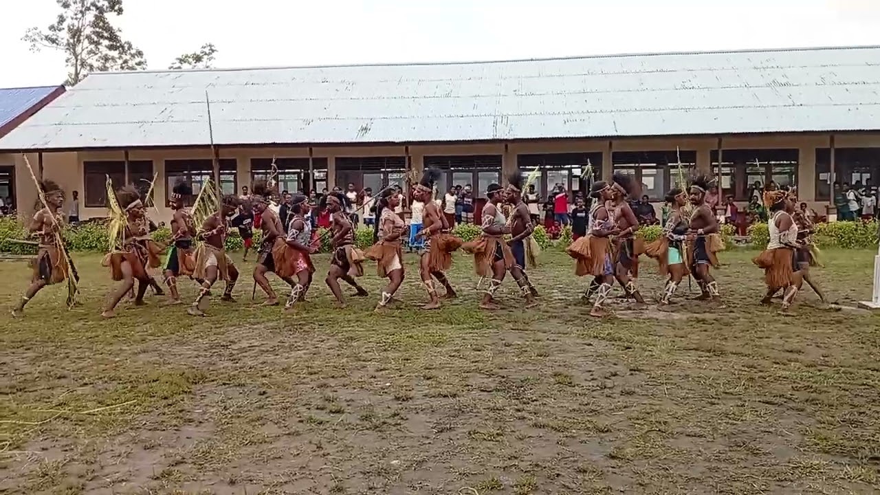 SMP negeri 1 haju distrik haju kabupaten mappi 2025