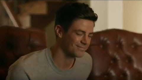 The Flash 4x07 Barry & Joe inspect Clifford DeVoe