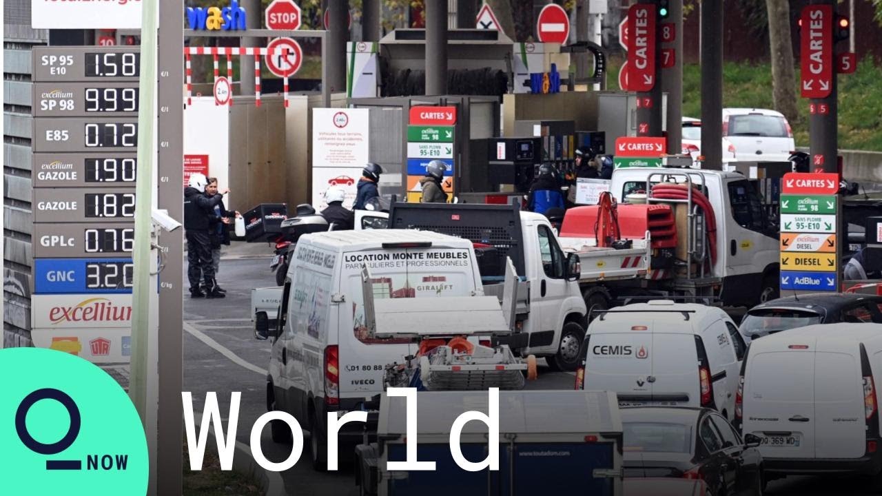 French Drivers Queue for Gasoline as Refinery Workers Strike YouTube