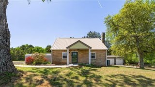 2039 Scalesville Road, Summerfield, NC Presented by Delia Knight. 2039 Scalesville Road, Summerfield, NC Presented by Delia Knight.