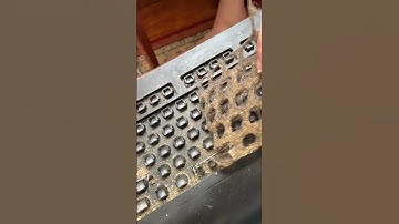 Cleaning A EXTREME NASTY Discord Mod Keyboard! 😳🤮