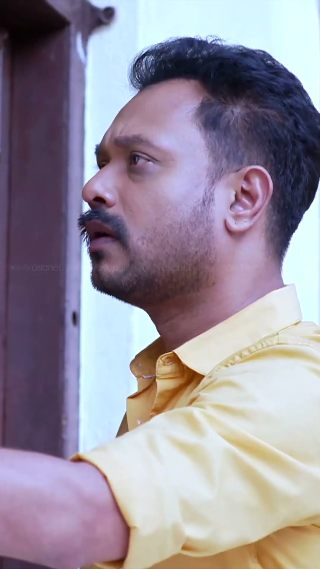 #Mounaragam നിങ്ങളെന്താ ഇവിടെ ?