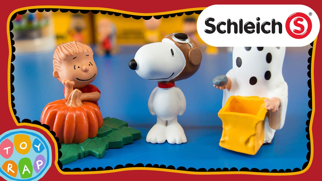 Peanuts Charlie Brown Halloween Playset by Schleich ToyRap Toy Review