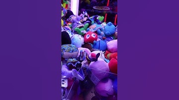 How Dave and Busters Restocks their Claw Machine! 😲