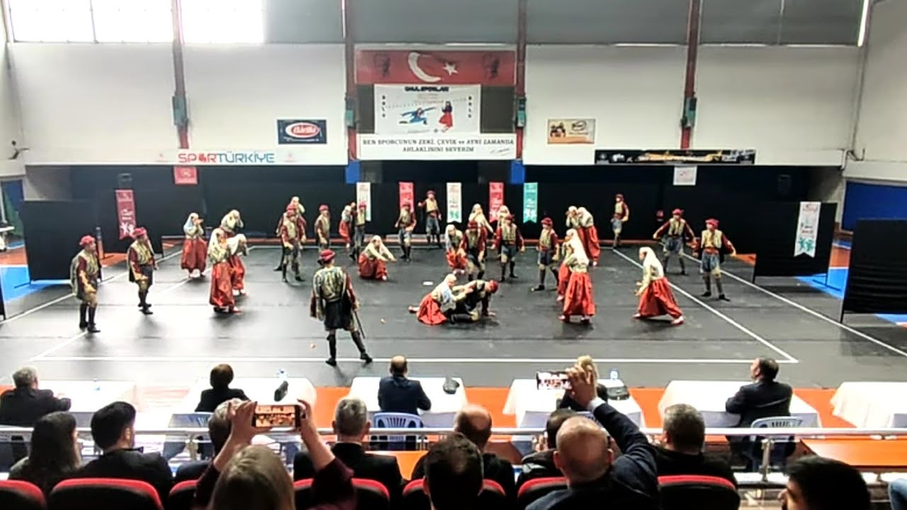 ESKİŞEHİR CUMHURİYET ANADOLU LİSESİ HALK OYUNLARI EKİBİ 28.04.2023 BOLU BÖLGE FİNALİ