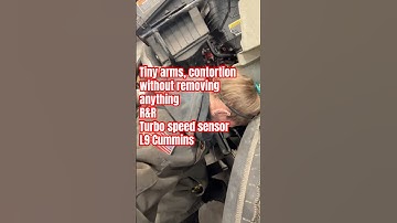 L9 Cummins Turbo speed sensor using those BIG diesel mechanic wrenches #Love #fyp #technician #tools