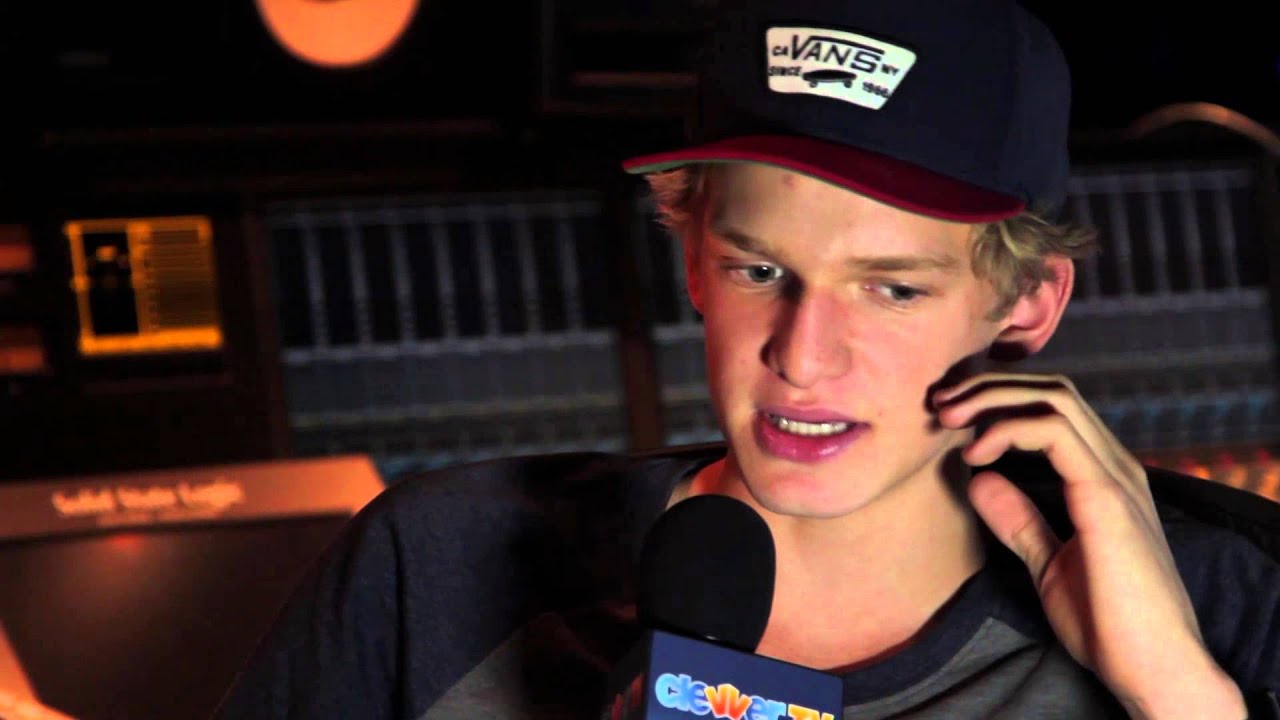 Cody Simpson Interview - UK Tour, New Music, 'Escape From Planet Earth'