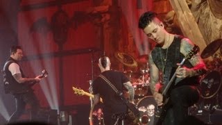 Avenged Sevenfold - Synyster Gates Guitar Solo/Andronikos Theme (Live at Baltimore Arena)