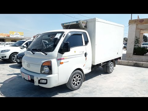 تصوير سياره بورتر موديل 2012 براد السيارة بحالة ممتازة 