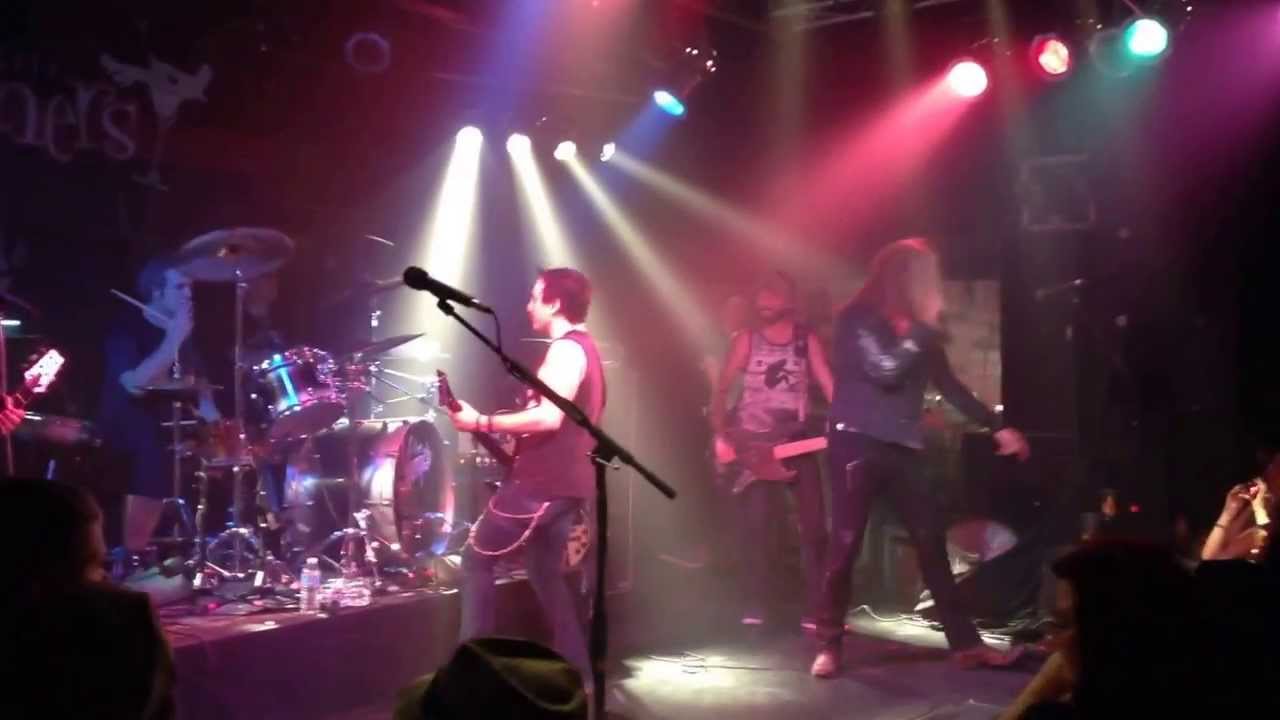 Sebastian Bach w/ Sin City Sinners sings Motley Crue-Live Wire-