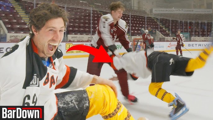 Who is this giant hockey player?! - Article - Bardown