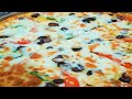 طريقة عمل البيتزا أفضل طريقة لعمل البيتزا / احسن من بتاع
المحلات❤✌😊 #Rehab_Kitchen فيديو من يوتيوب