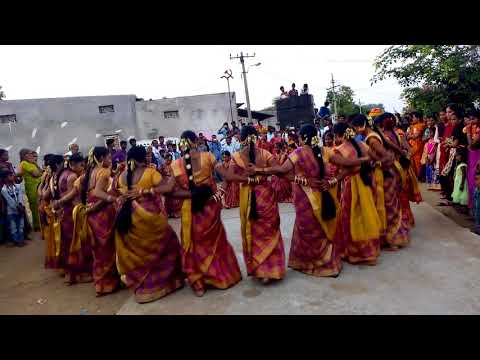 actress madhuri mp kavitha chandamama bathukamma song doovi actress madhuri mp kavitha chandamama bathukamma song doovi