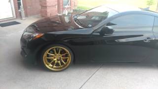Hyundai Genesis gold wheels