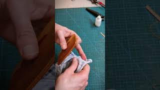 Edge burnishing for a clean looking edge using Tokonole - Leathercraft