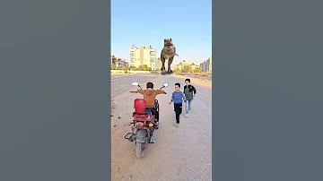 الديناصور الشرير لاحقهن لازم ننقذهن 
