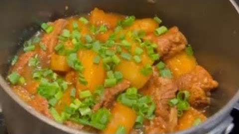 Cách làm sườn non kho củ cải mềm ngon đậm đà hương vị khó quên