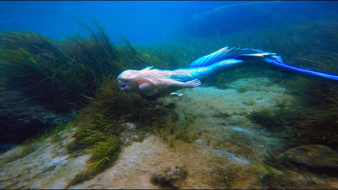 Blue Tailed Mermaid Melissa: Peaceful Relaxing Background Footage,  Inspirational Uplifting Music - YouTube