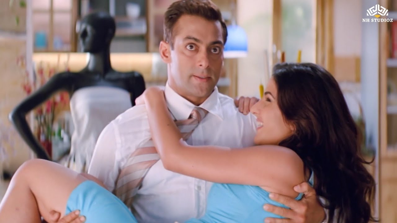 Xonanda Sabrinaning seks suratlari