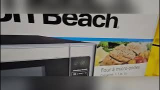 Brand New Microwave, Unboxing. Black Hamilton Beach 
