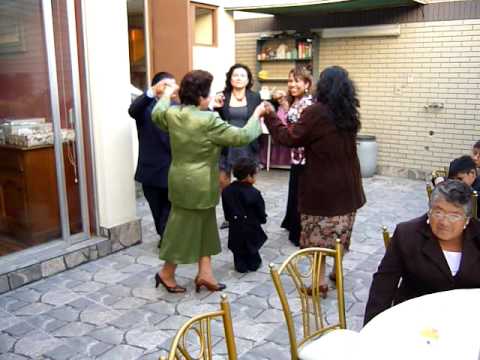 Huayno en el aniversario de bodas de Pirucho