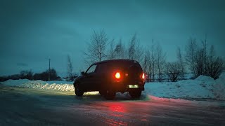 Chevrolet Niva Tried to drift - Шевроле Нива Пытался дрифтовать