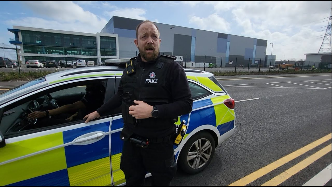 Amazon Dartford - Get The TLA Treatment - Police Attend - Supporting @EAAUDITS #owned #fail #audit