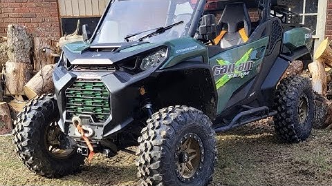 2022 Can Am Commander 700 DPS  front axle removal using a 1/4 ton come a long.