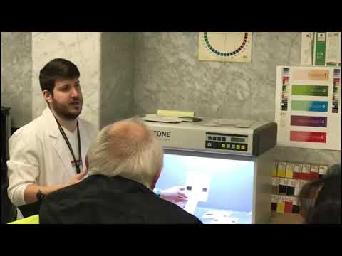 Futuros #Pintores de #Hellín nos visitaron hace unas semanas y aquí ven  la #metamería del color.