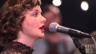 Video thumbnail of "Nellie Pearl - Live / Die (Live on WFPK)"